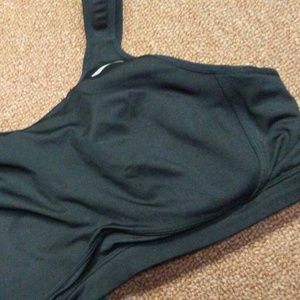 Brooks Moving Comfort Maia sports bra 34dd